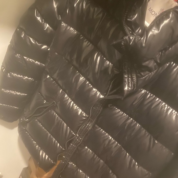 Moncler - Picture 1 of 3